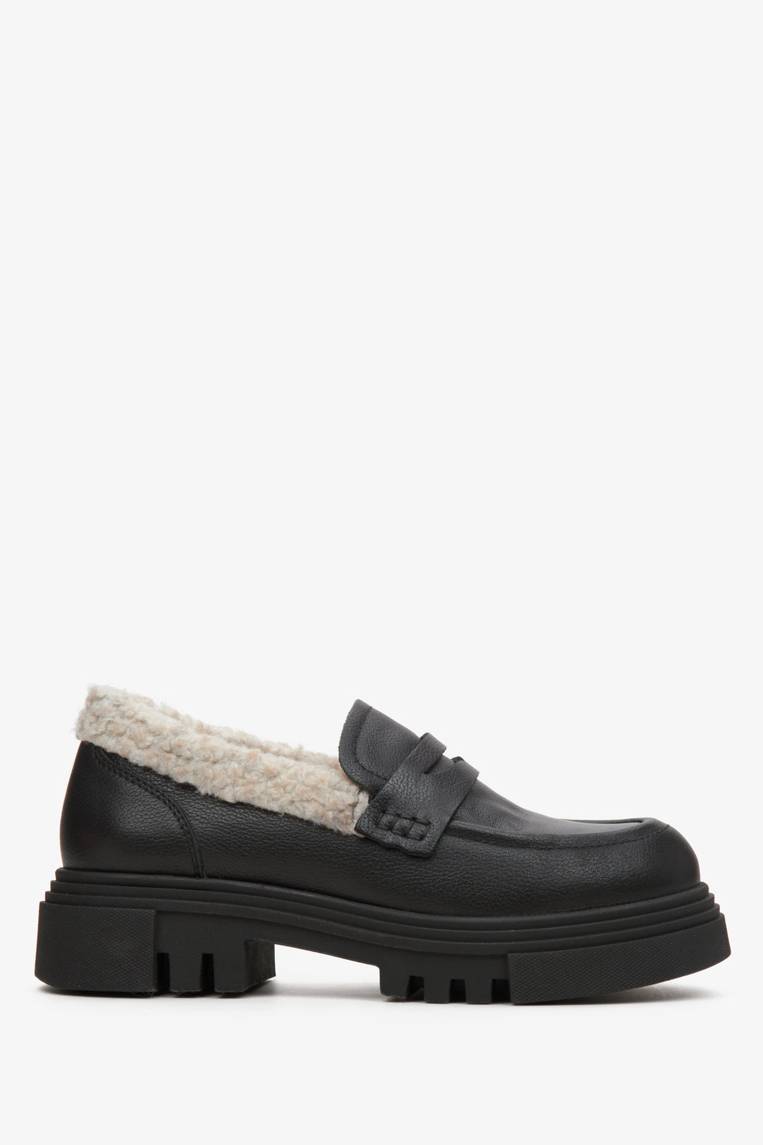 Women's Black Leather Winter Moccasins with Insulation in Contrasting Colour Estro ER00113682.