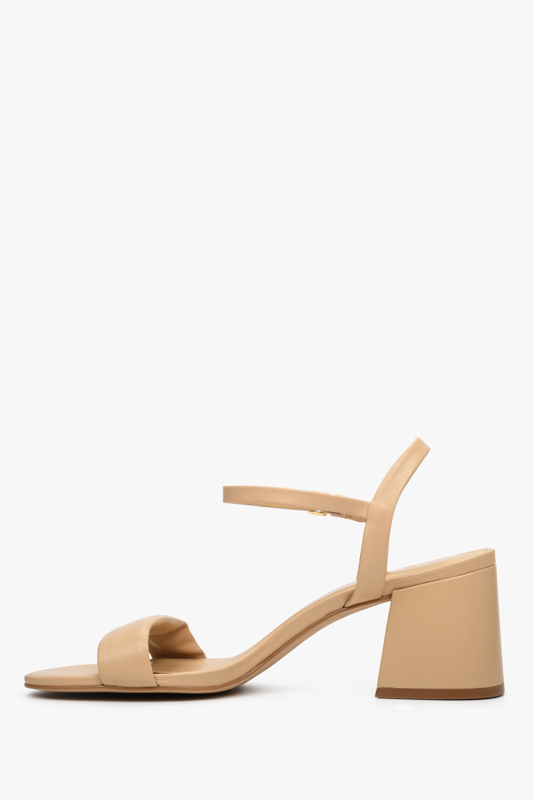 Women's beige leather heeled sandals by Estro - shoe profile.