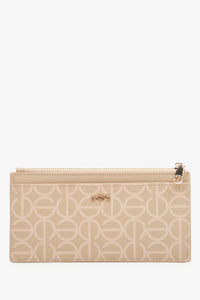 Women's Wristlet made of Genuine Leather in Beige Estro ER00113654.