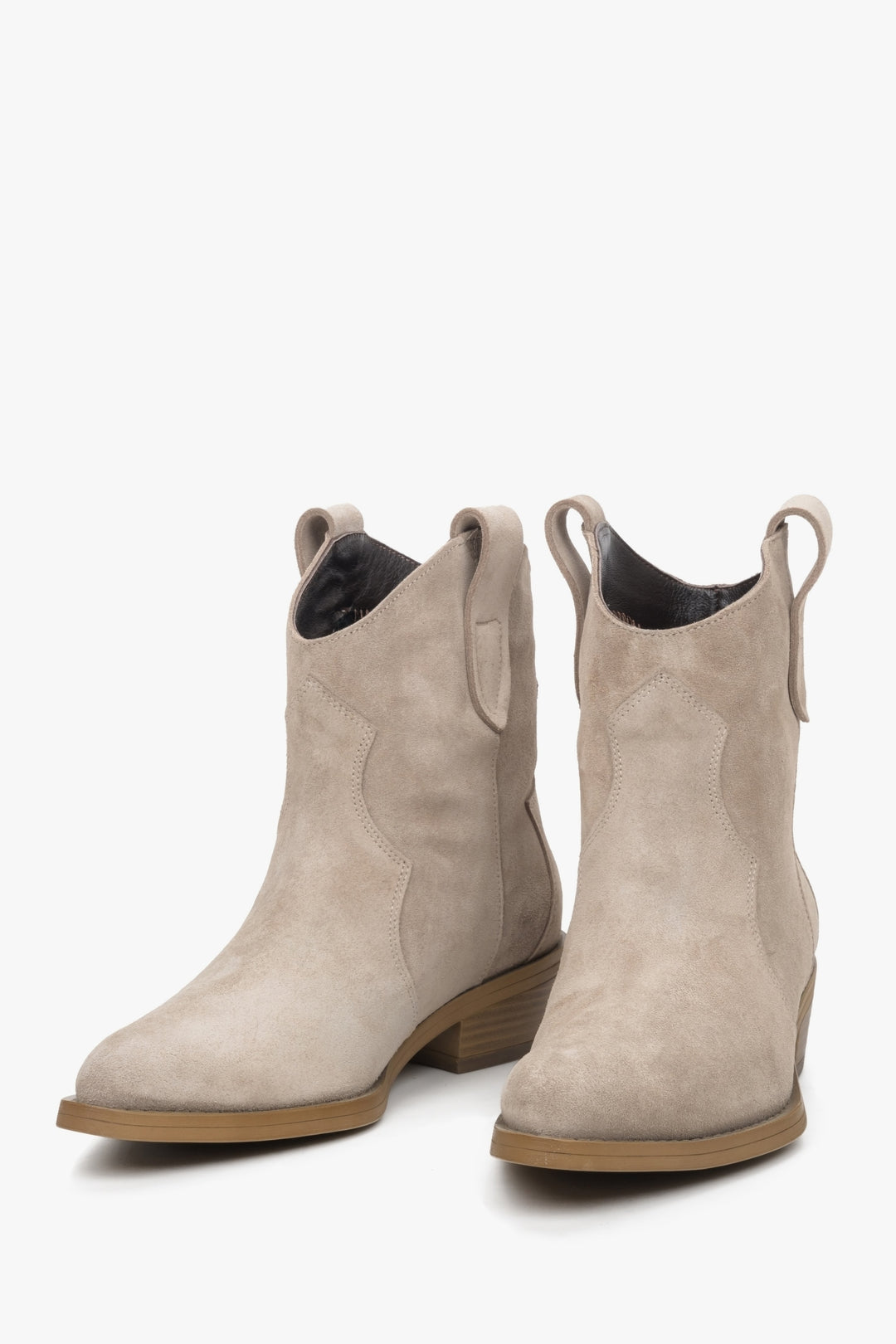 Women's beige velour cowboy boots by Estro - close-up on the toe.