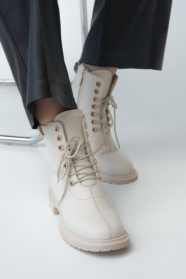 Women's Beige Ankle Boots made of Genuine Leather with Laces Estro ER00110192.