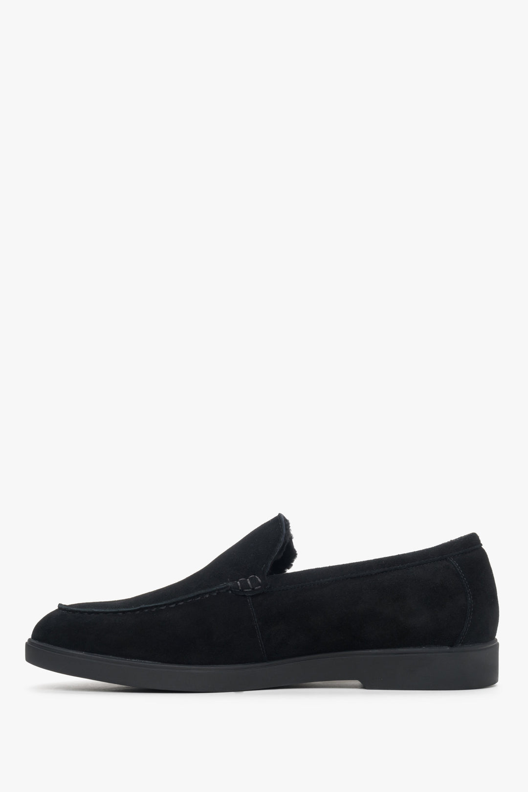 Velour men's black moccasins by Estro - shoe profile.