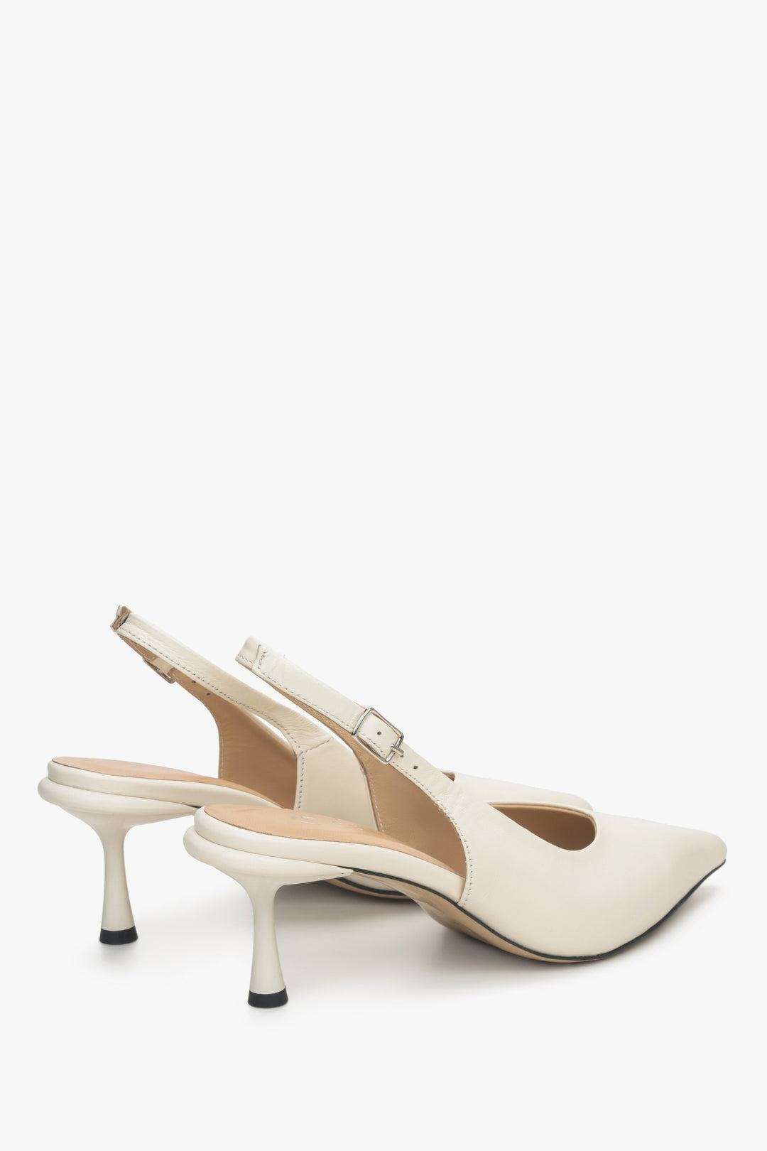 Women's white slingbacks by Estro made of genuine leather.