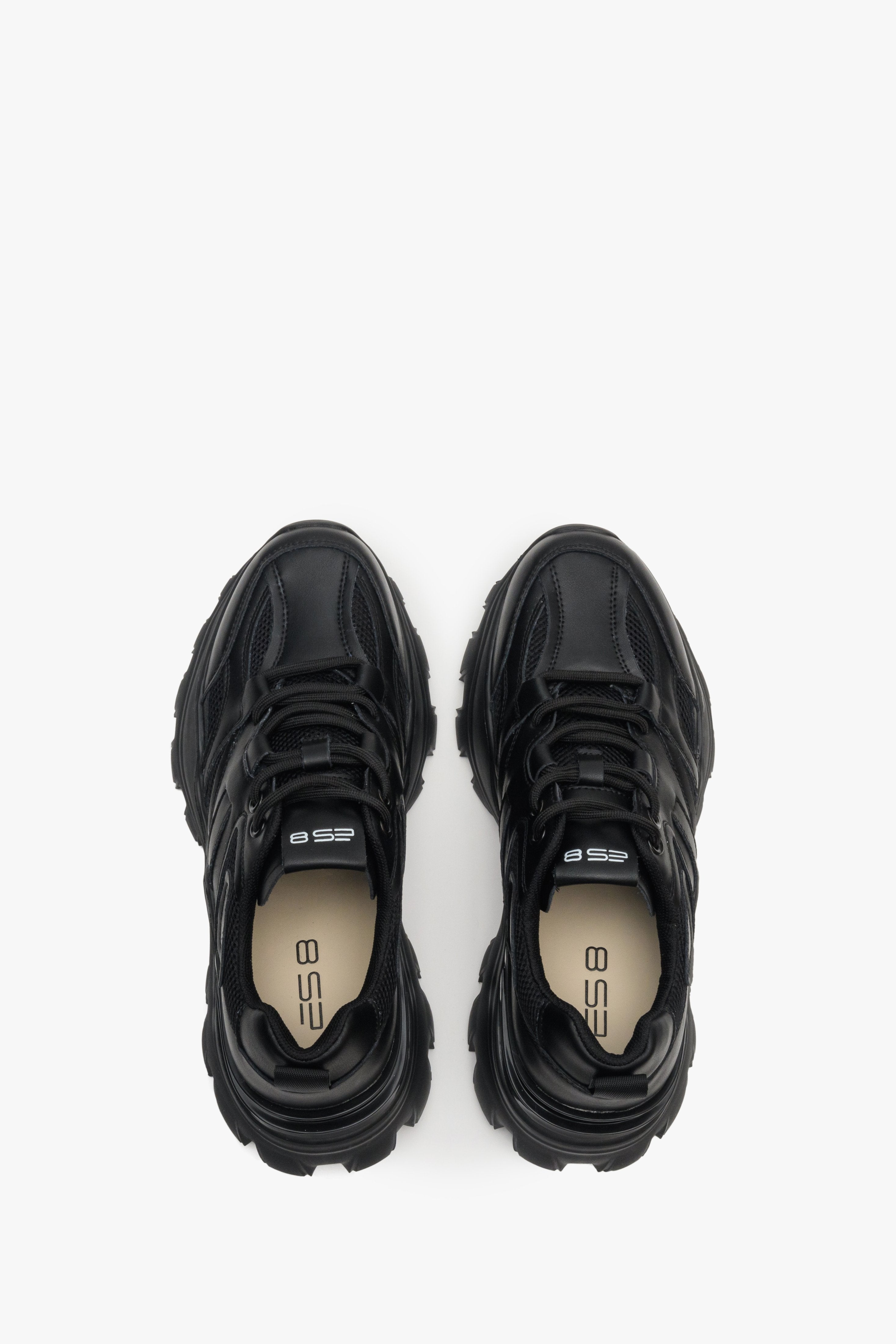 Women's black sneakers ES 8 - top view presentation of the footwear.