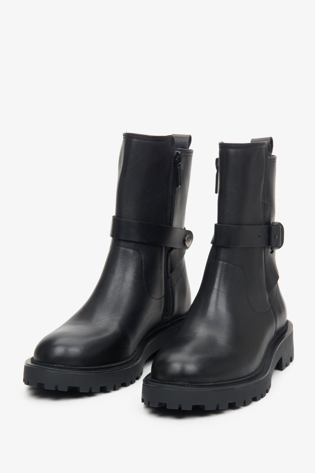 Women's black Estro leather ankle boots - close-up on the toe and front of the model.