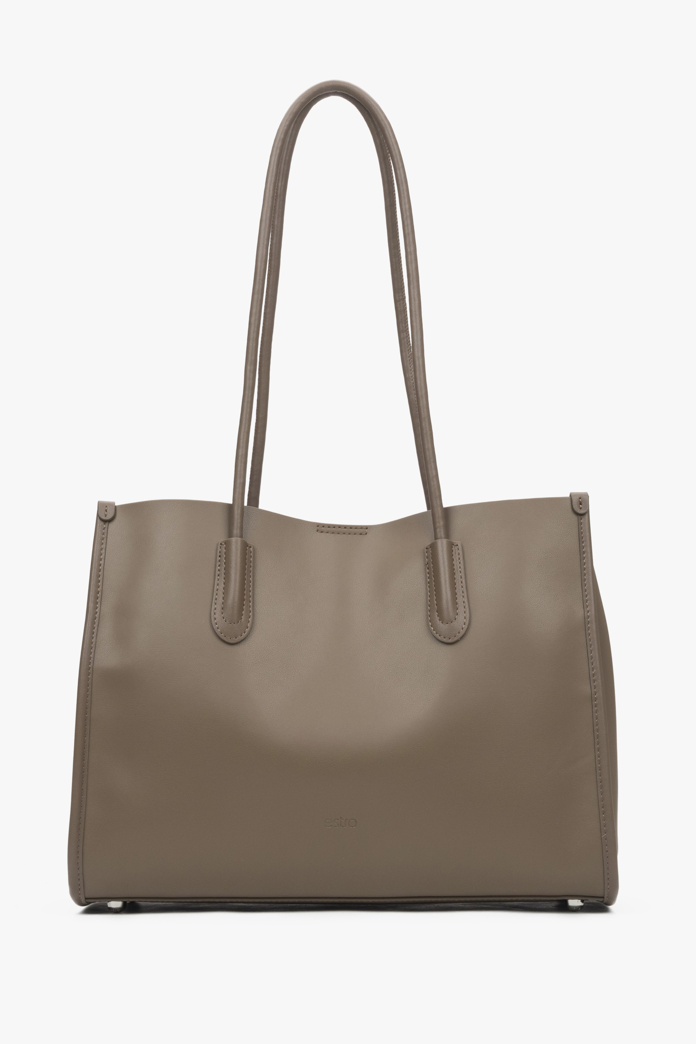 Spacious dark beige women's shopper bag by Estro, crafted from high-quality genuine leather and equipped with long handles.