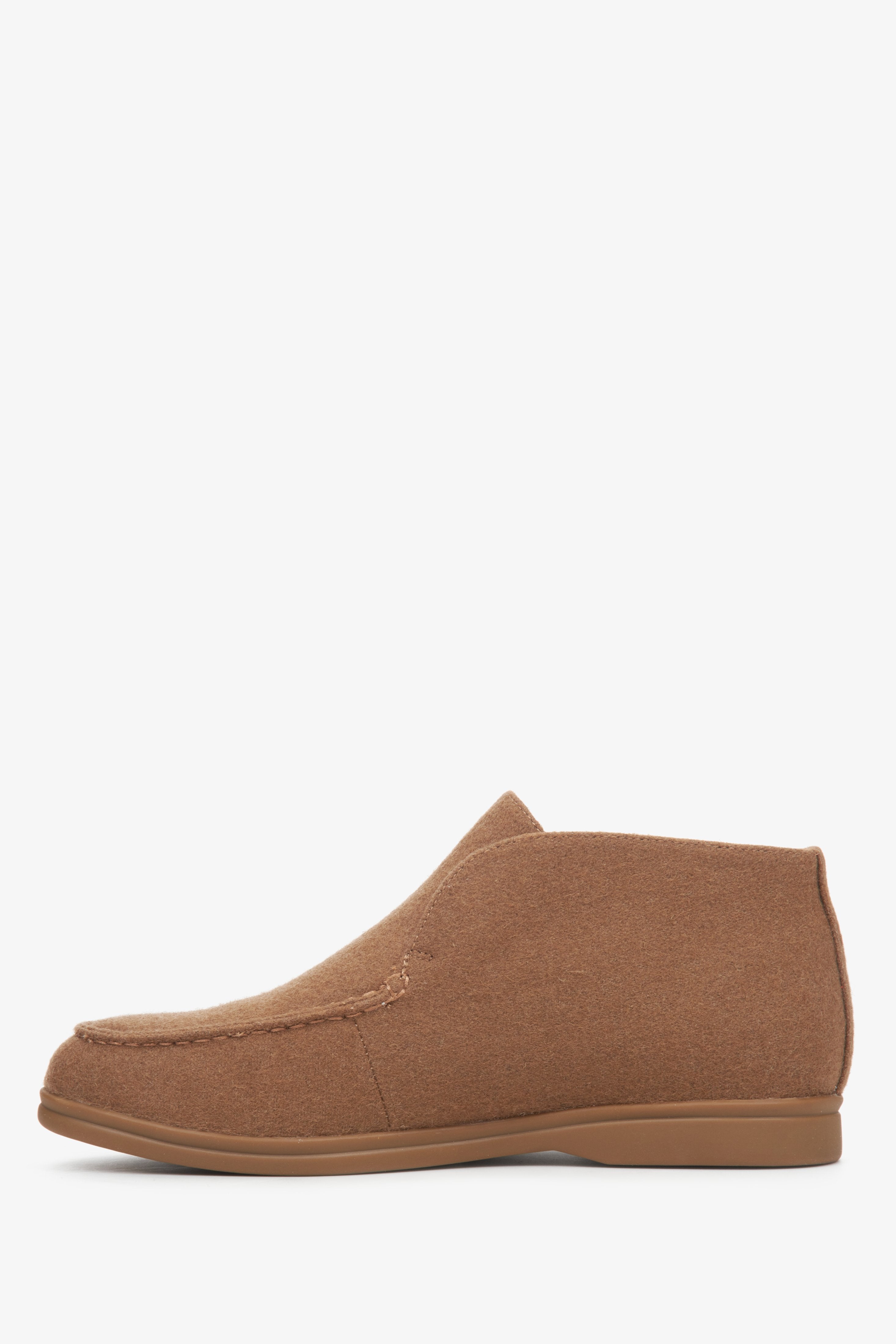 Women's high brown moccasins by Estro - shoe profile.