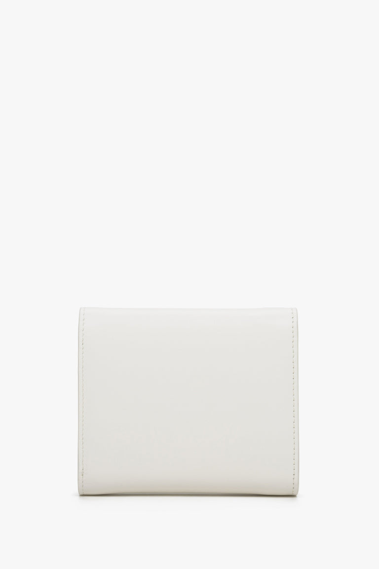 The back of the small light beige women's wallet by Estro.