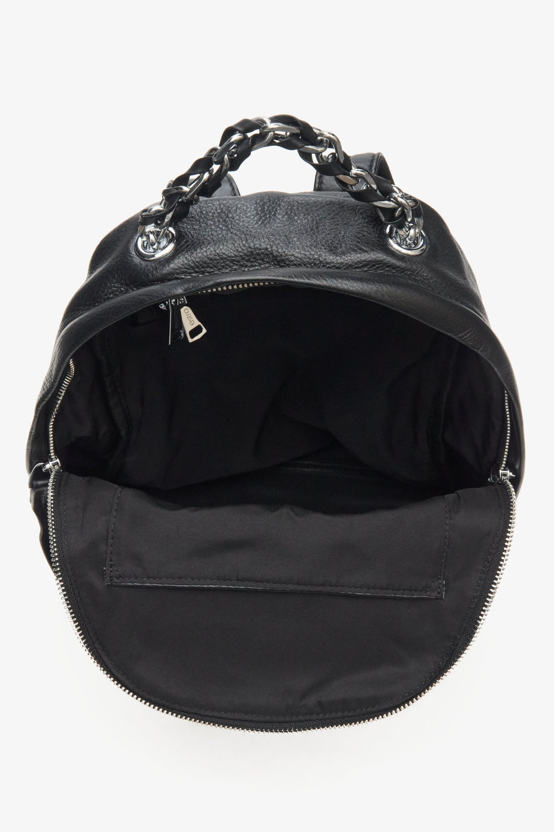 Women's black backpack made of genuine leather by Estro - close-up of the interior.