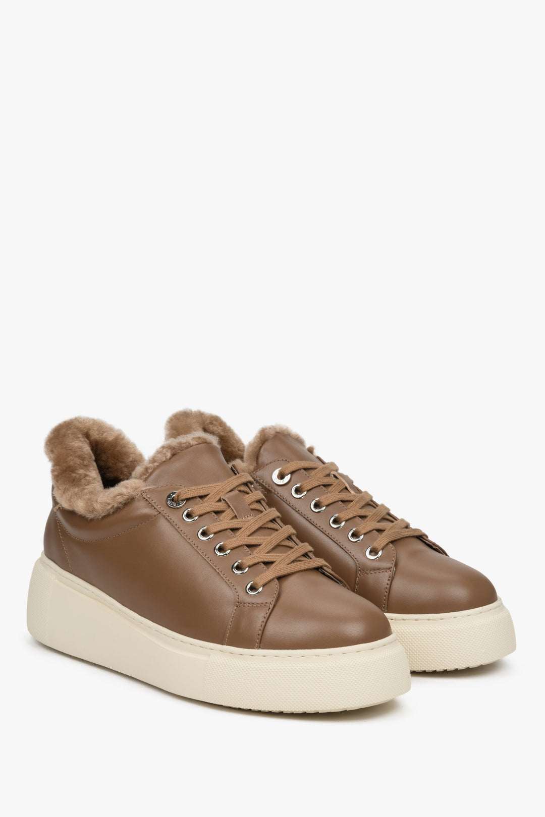 Leather, insulated women's brown sneakers by Estro - front part of the shoe.