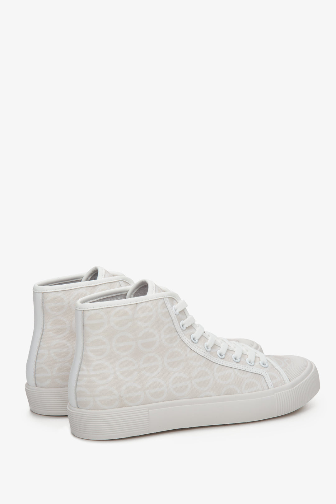 Women's high-top sneakers on elastic sole in beige and white.