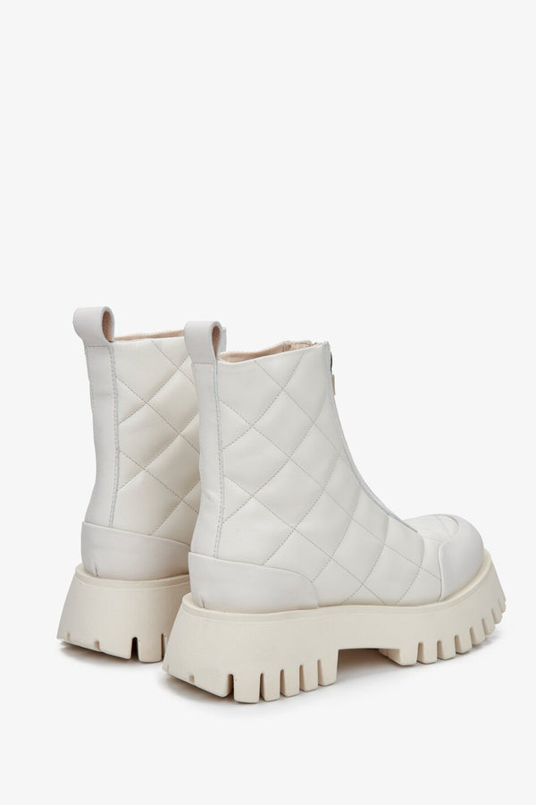 Women's White Leather Quilted Boots for Winter Estro ER00111822