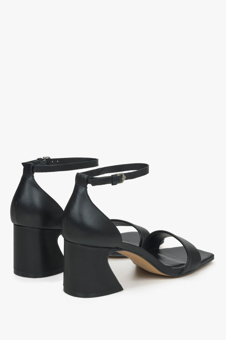 Estro Women's Heeled Sandals in Black.