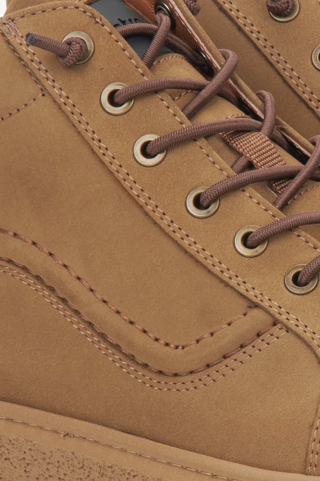 Men's brown velour sneakers - details.