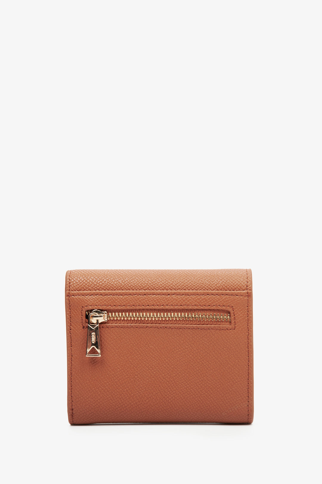 Estro women's leather wallet in brown with a gold clasp and accents - reverse side.