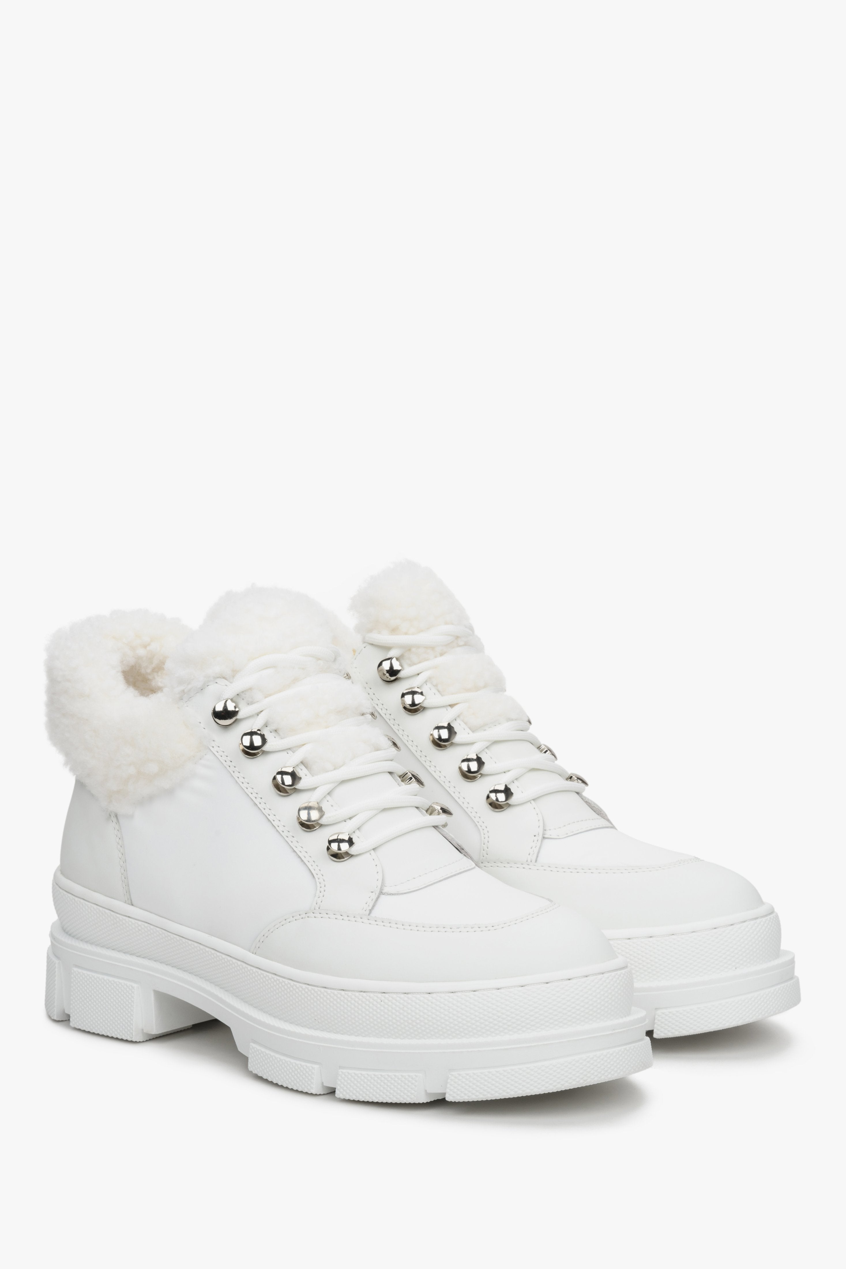 Women's White Lace-Up Ankle Boots for Winter with Genuine Fur Estro ER00112246.