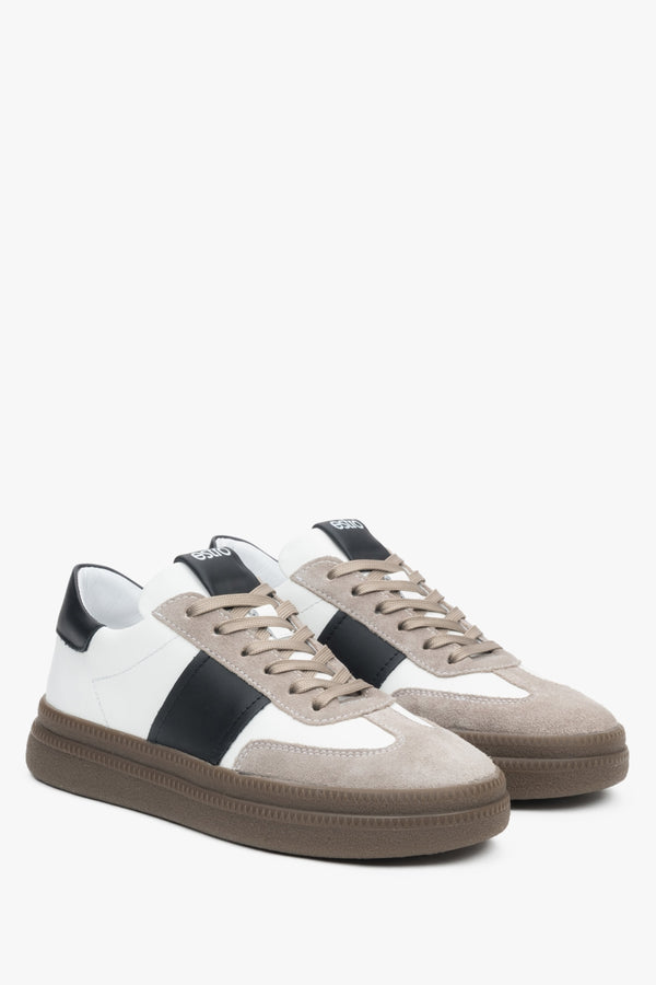 White and gray women's sneakers made of natural leather and velour Premium Estro.