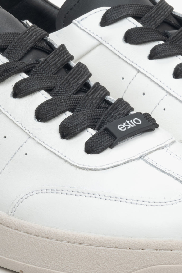 White leather women's sneakers Estro - close-up on the details.