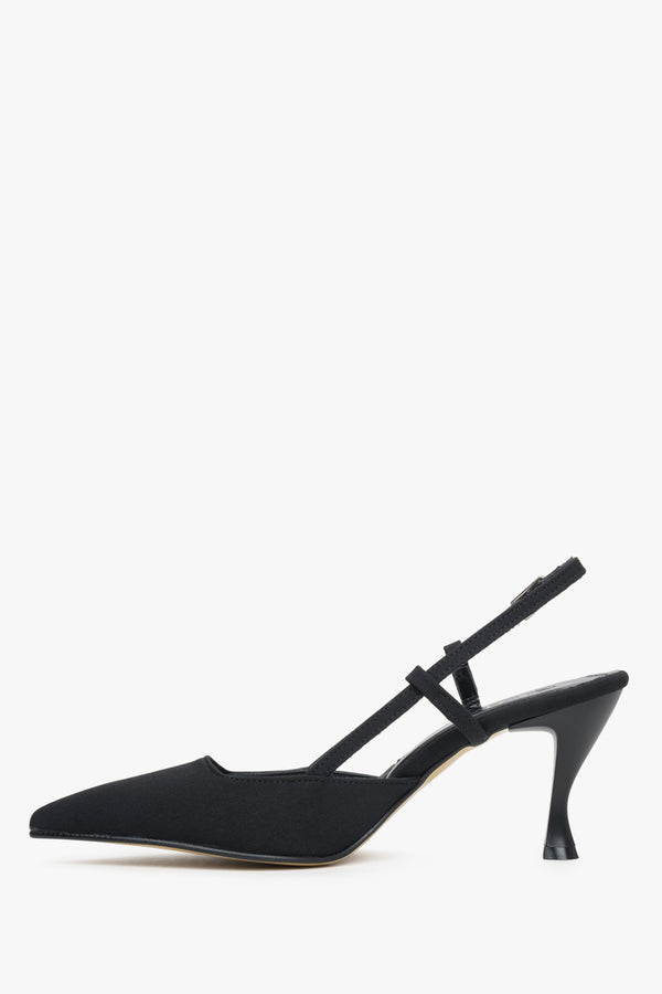 Black women's slingback heels made of leather and textile.