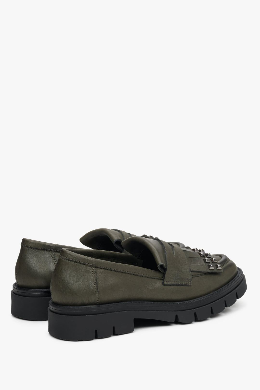 Women's dark green Estro moccasins - close-up on the heel and side line of the shoe.