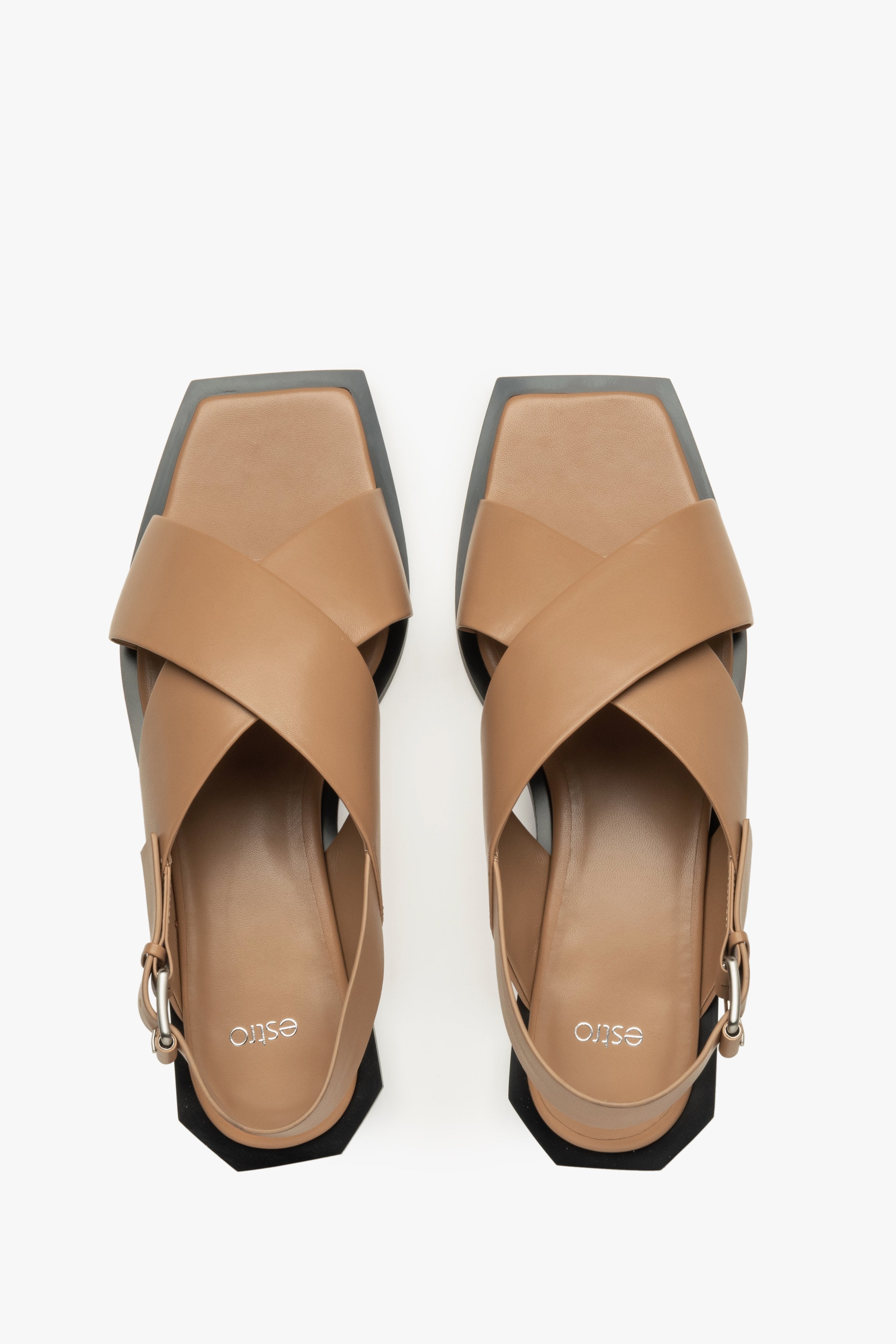 Women's brown leather sandals by Estro - top view presentation.