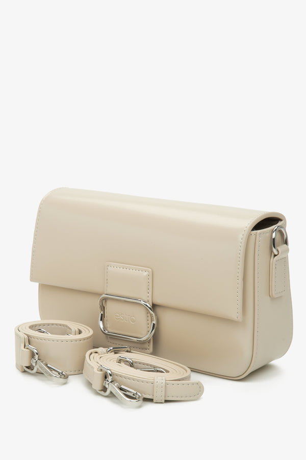 Small beige leather women's bag by Estro.