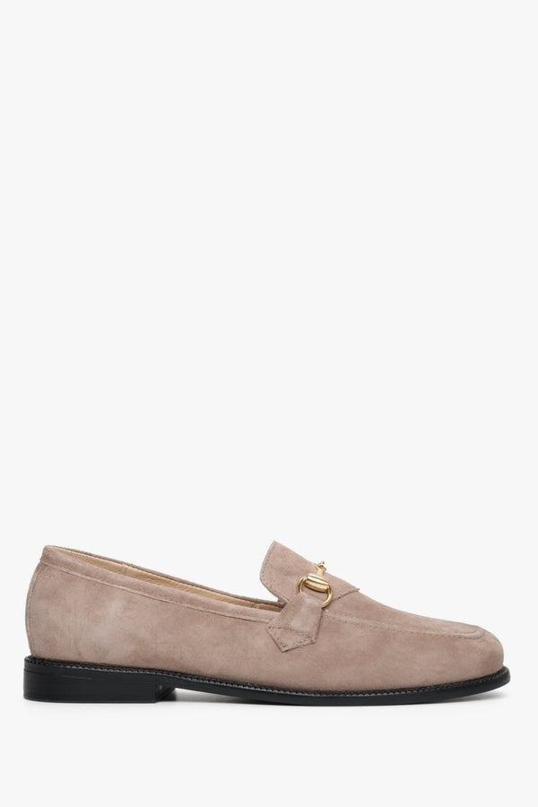 Suede beige women's loafers with gold buckle Estro - shoe side.