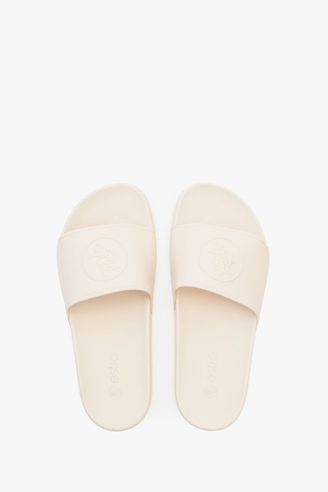 Women's light beige Estro rubber pool slides - presentation of the footwear from above.