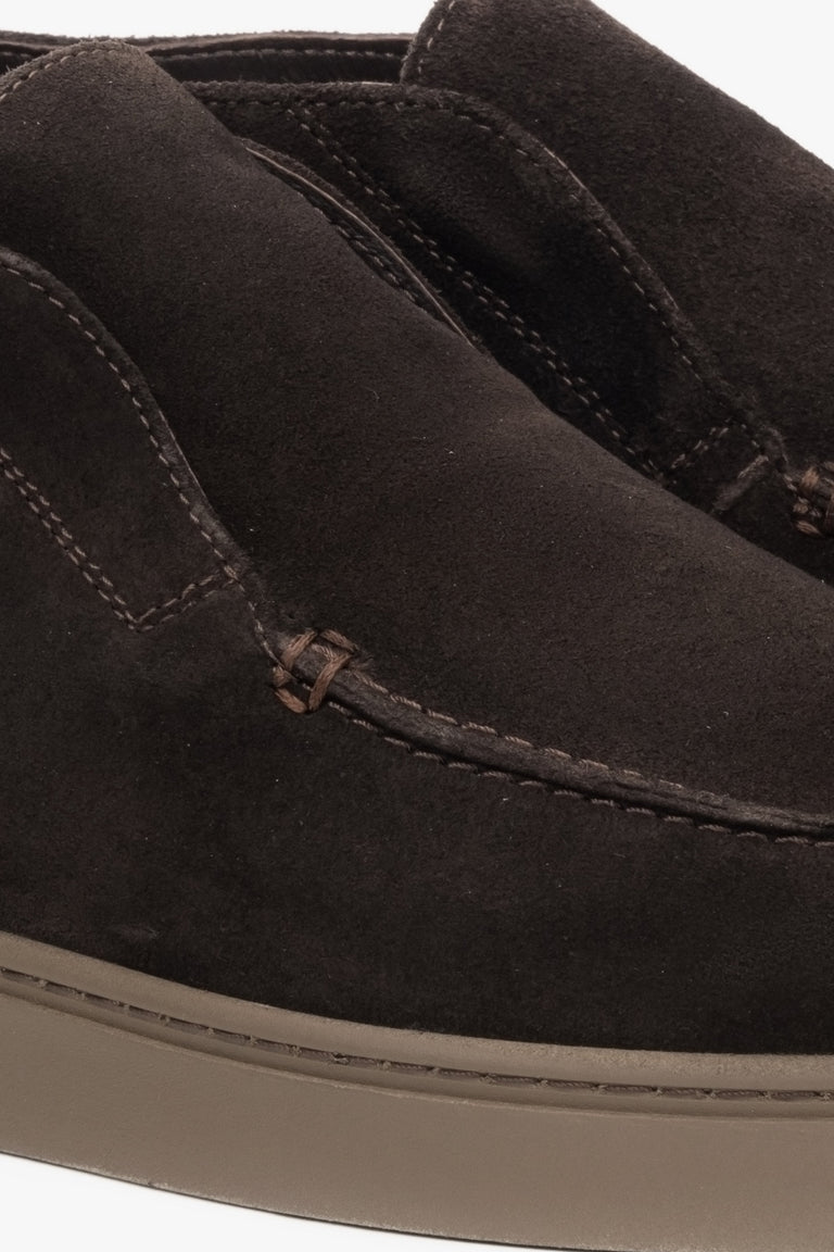 Men's dark brown moccasins by Estro - close-up of the stitching.