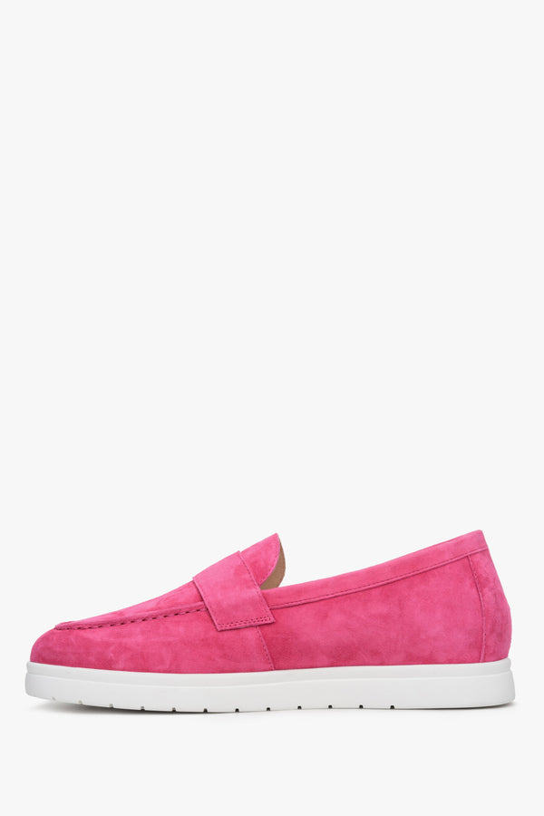 Pink Estro women's moccasins made of genuine velour for spring and fall - shoe profile.