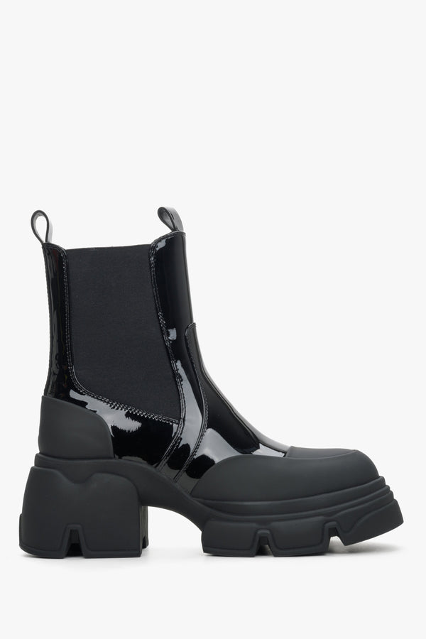 Women's Black Chelsea Boots made of Patent Genuine Leather on a Flexible Platform Estro ER00114315.