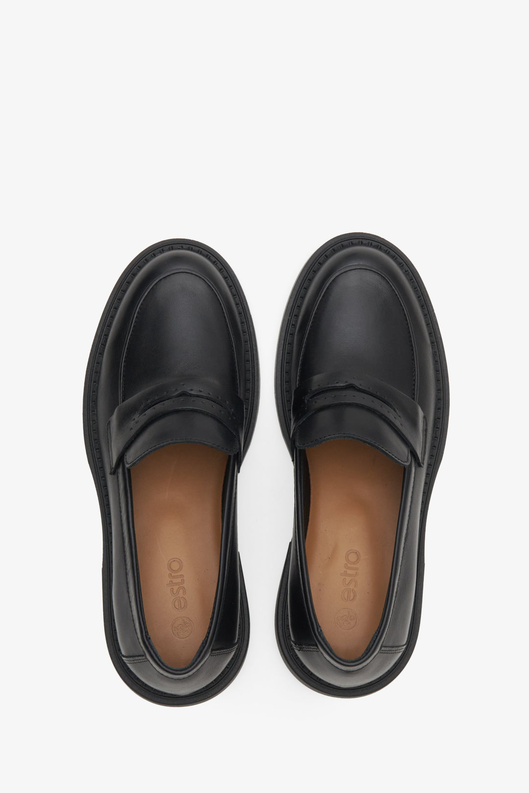 Estro women's black loafers made of genuine leather - top view presentation of the model.