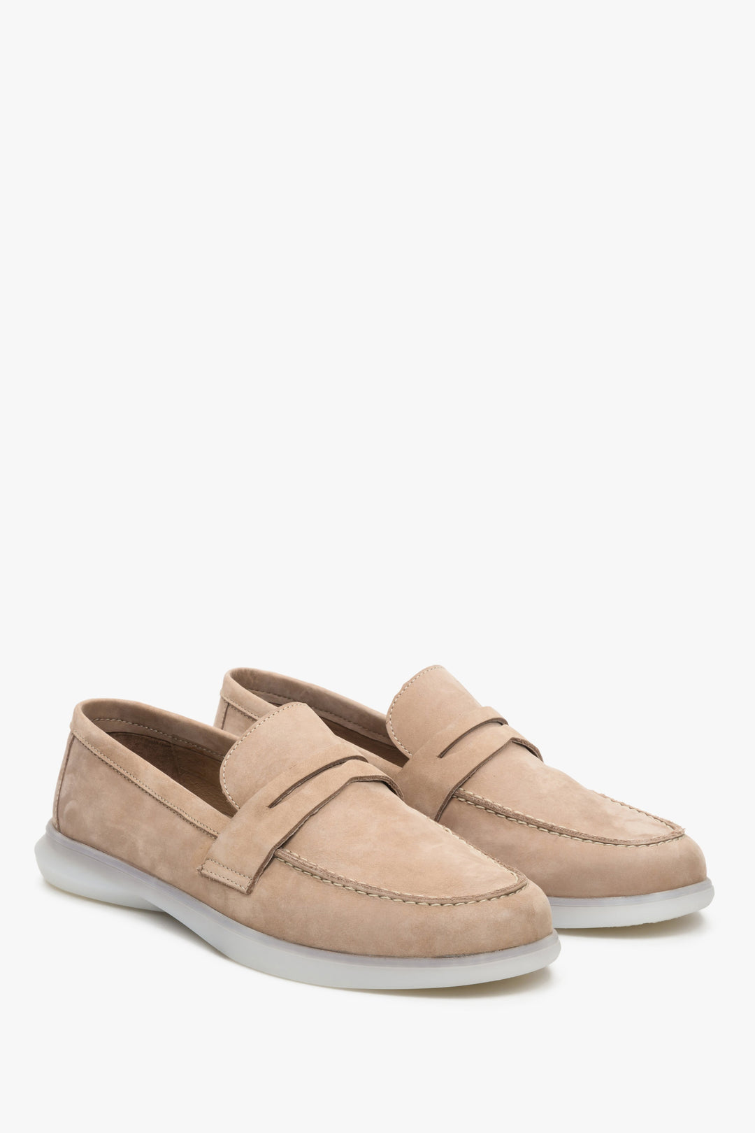 Men's slip-on Estro moccasins in genuine beige nubuck.