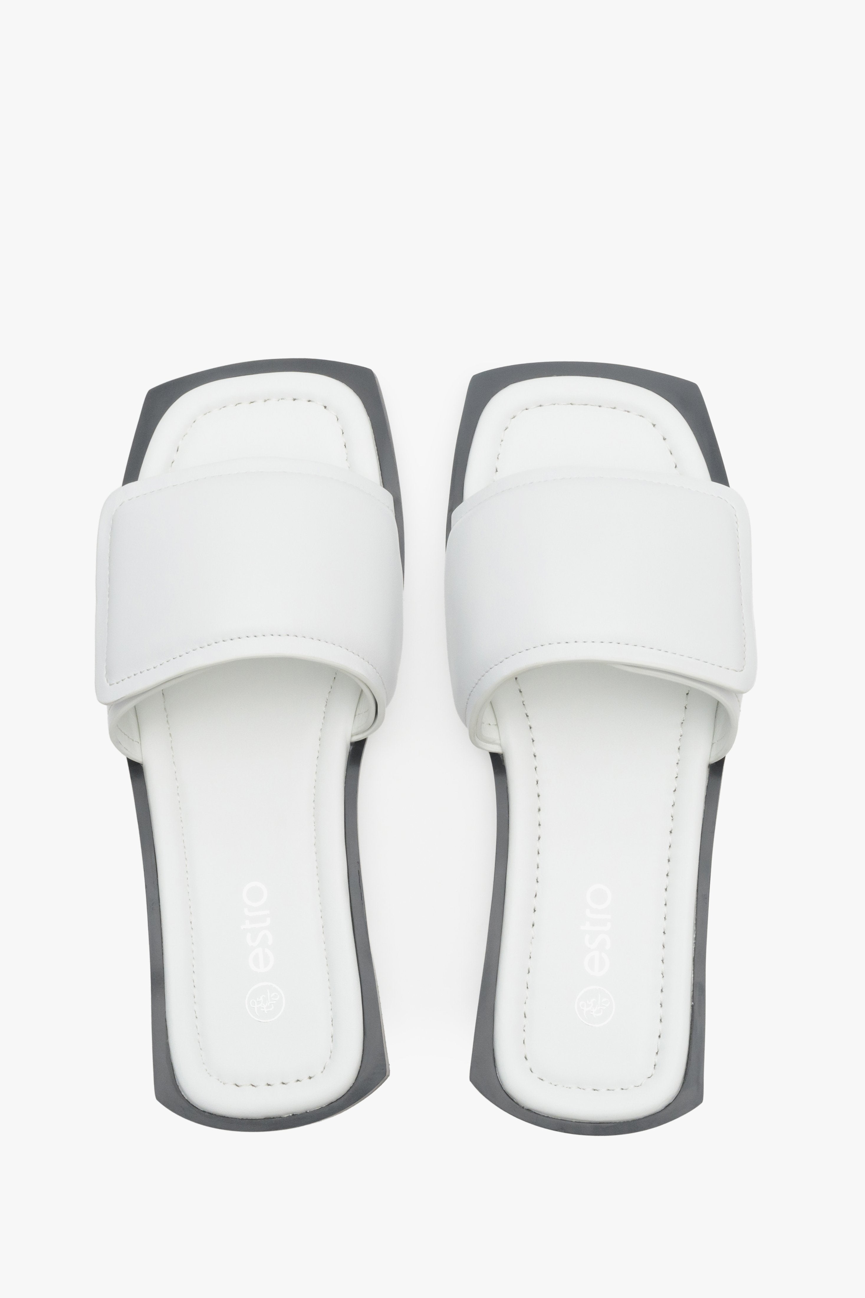 Genuine leather flat slide sandals Estro in white - presentation from above.