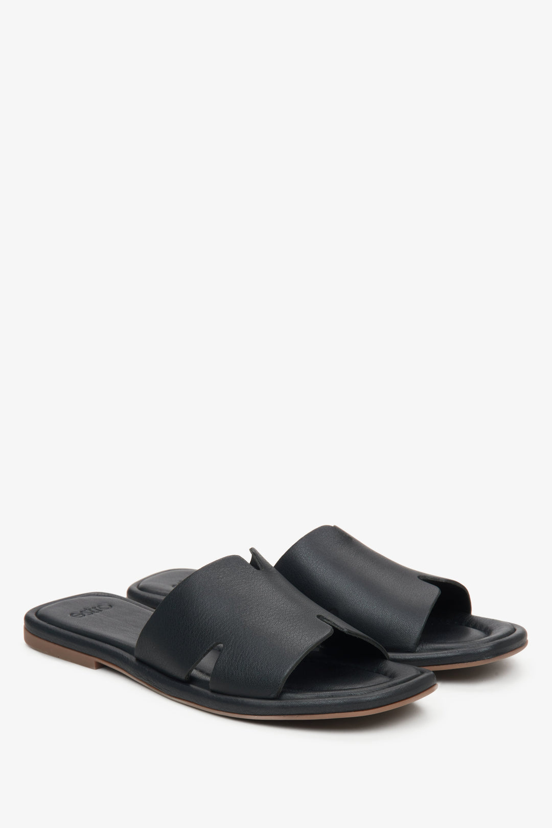 Women's black leather slide sandals Estro.