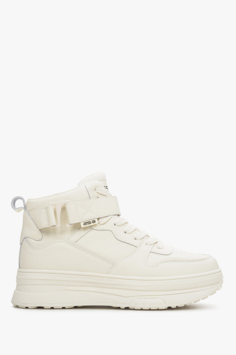 High-top women's leather sneakers by ES8 - shoe profile.