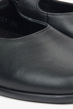 Women's black ballerinas by Estro made of premium Italian natural leather - close-up on details.