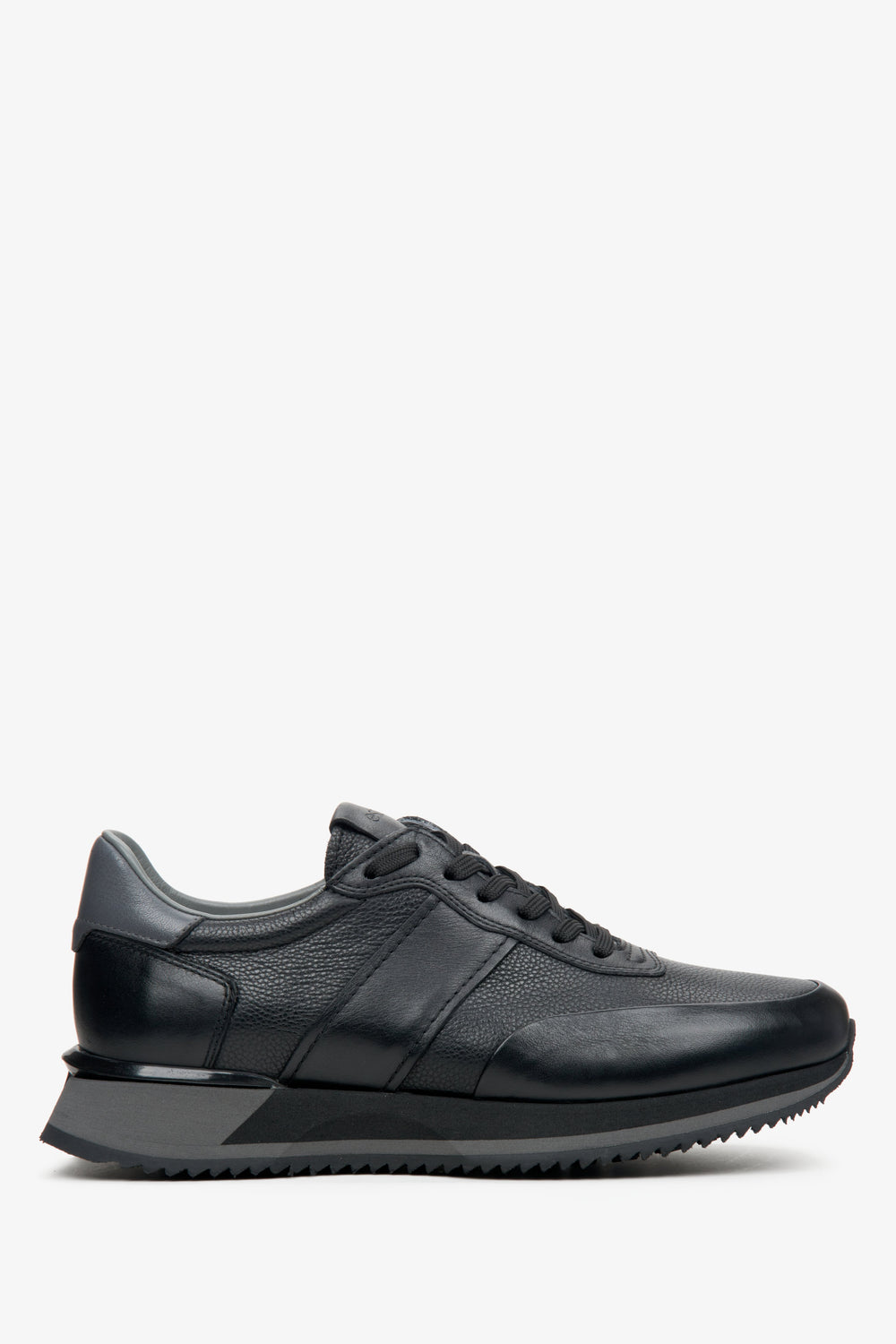 Men's Black Athletic Sneakers made of Genuine Leather Estro ER00113798.