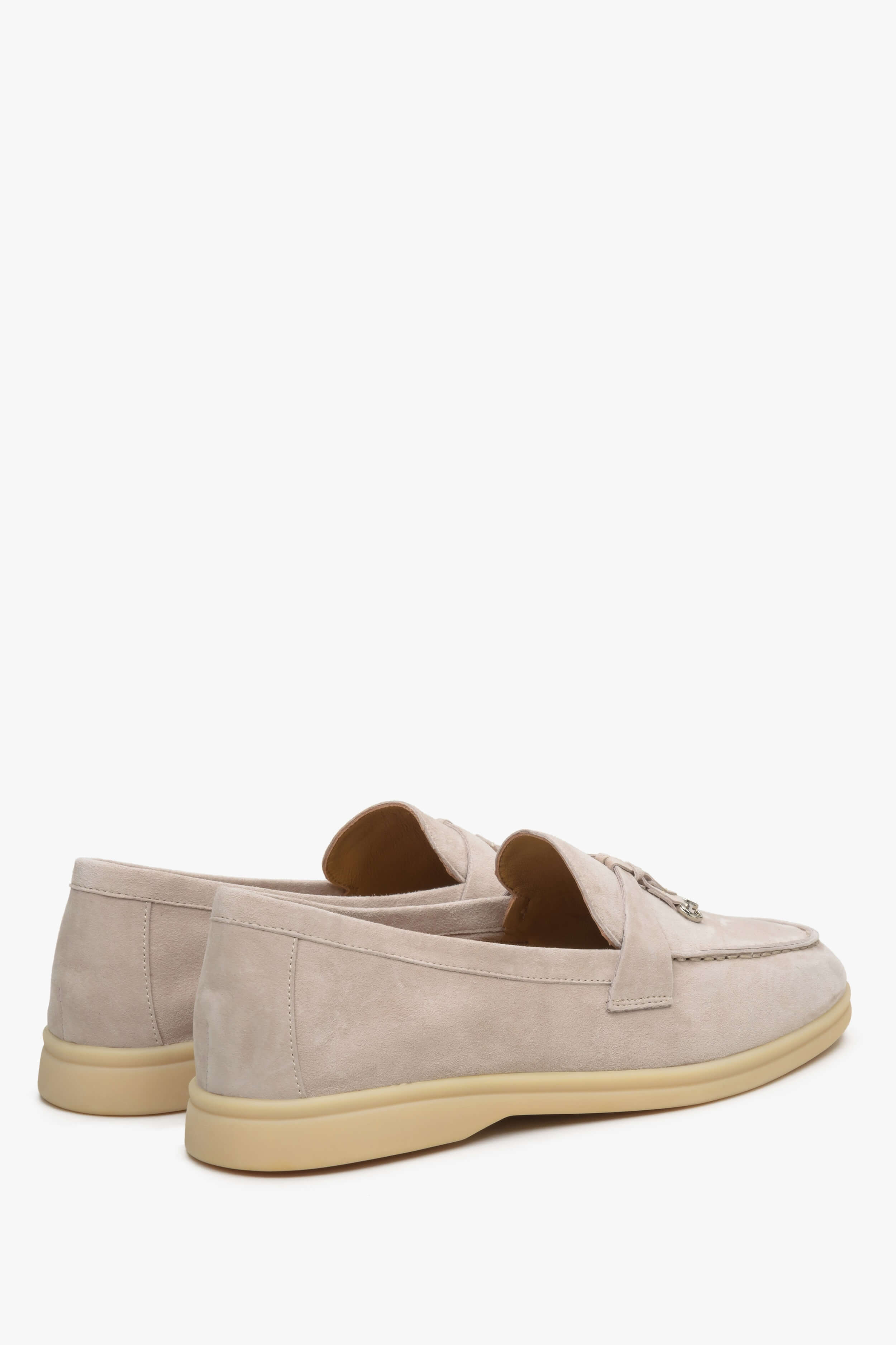 Women's Light Beige Tassel Loafers made of Velour Estro ER00114613