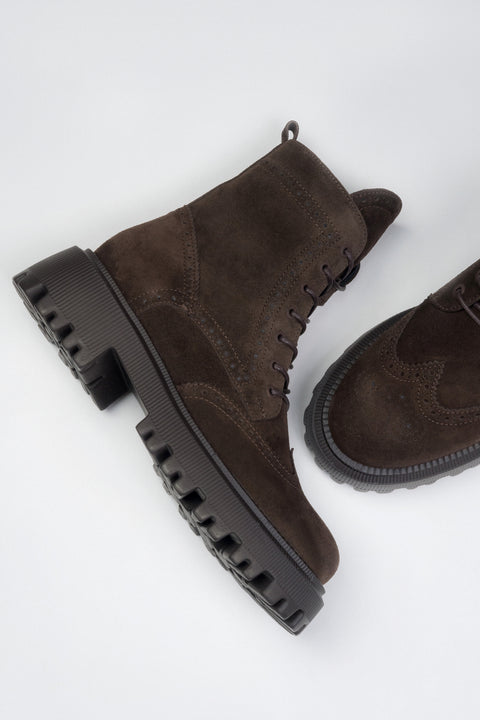 Women's Dark Brown Ankle Boots with Laces made of Genuine Velour Estro ER00117903.