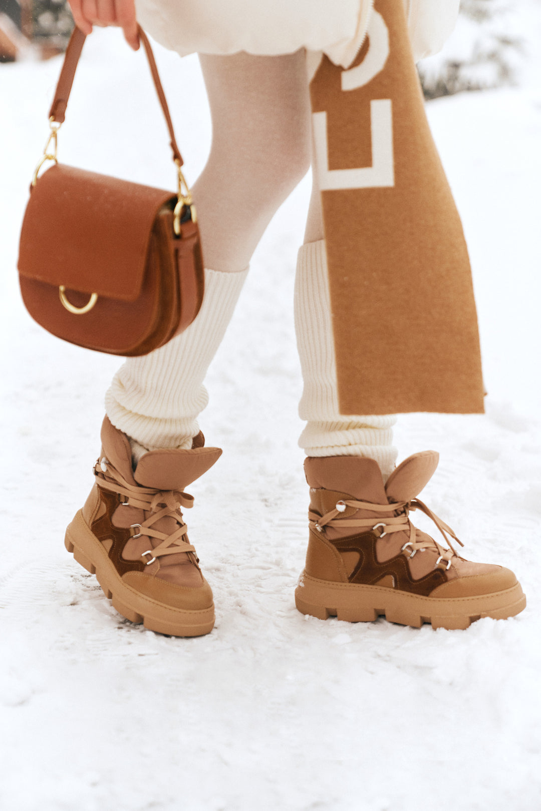 Women's Brown Winter Snow Boots with Laces Estro ER00113678