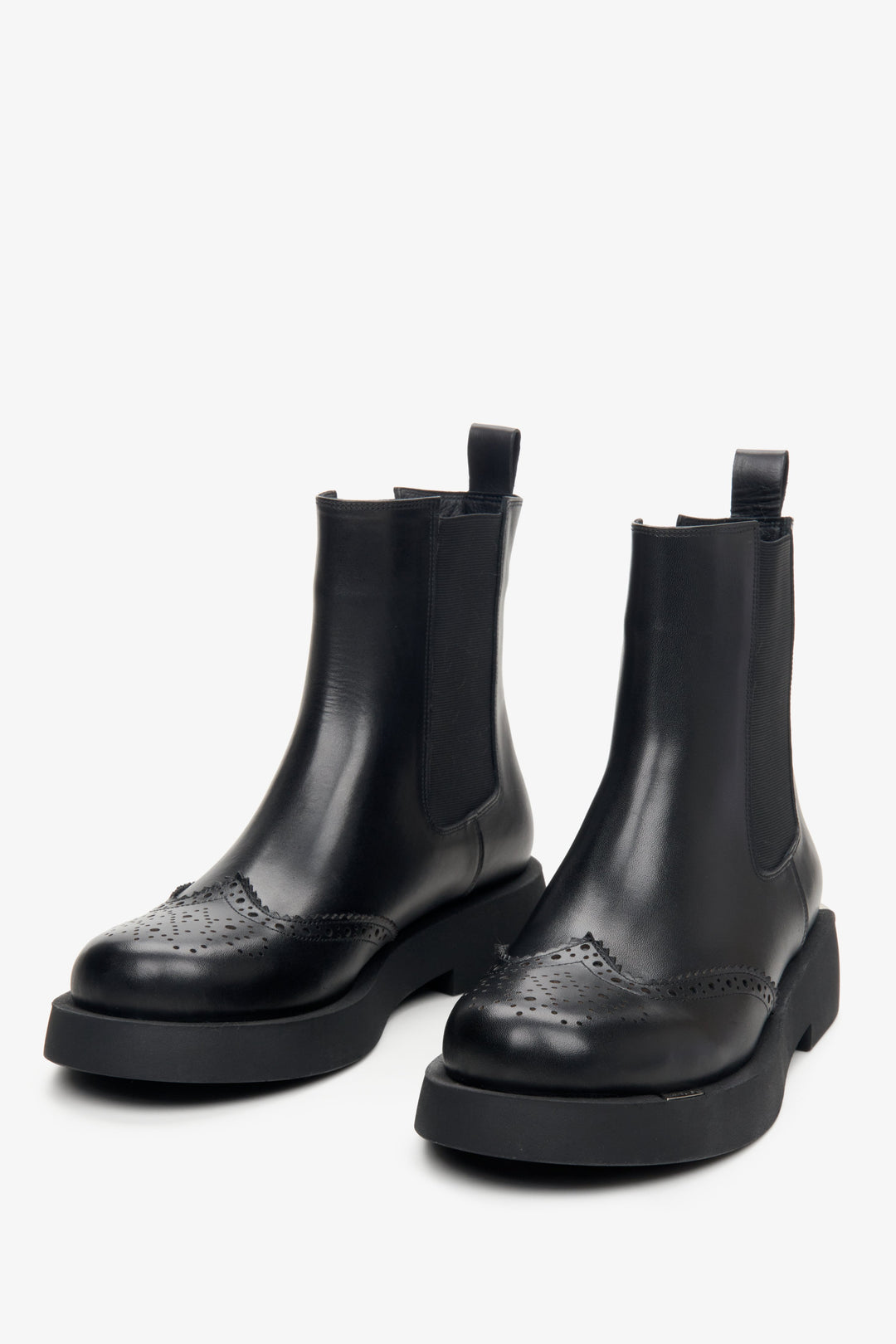 Women's black leather Estro Chelsea boots - close-up on the toe.