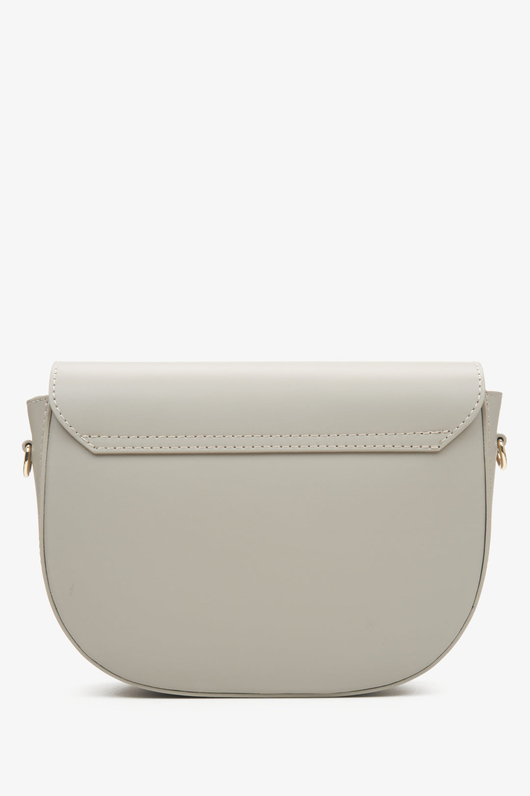 Estro grey semi-circle women's handbag made of Italian genuine leather - back view of the model.