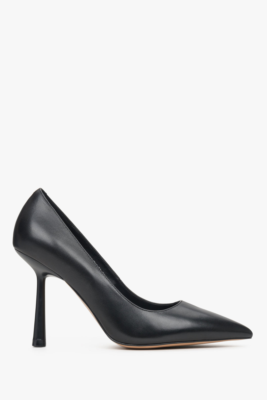 Women's Black Leather High Heel Pumps Estro ER00113230.