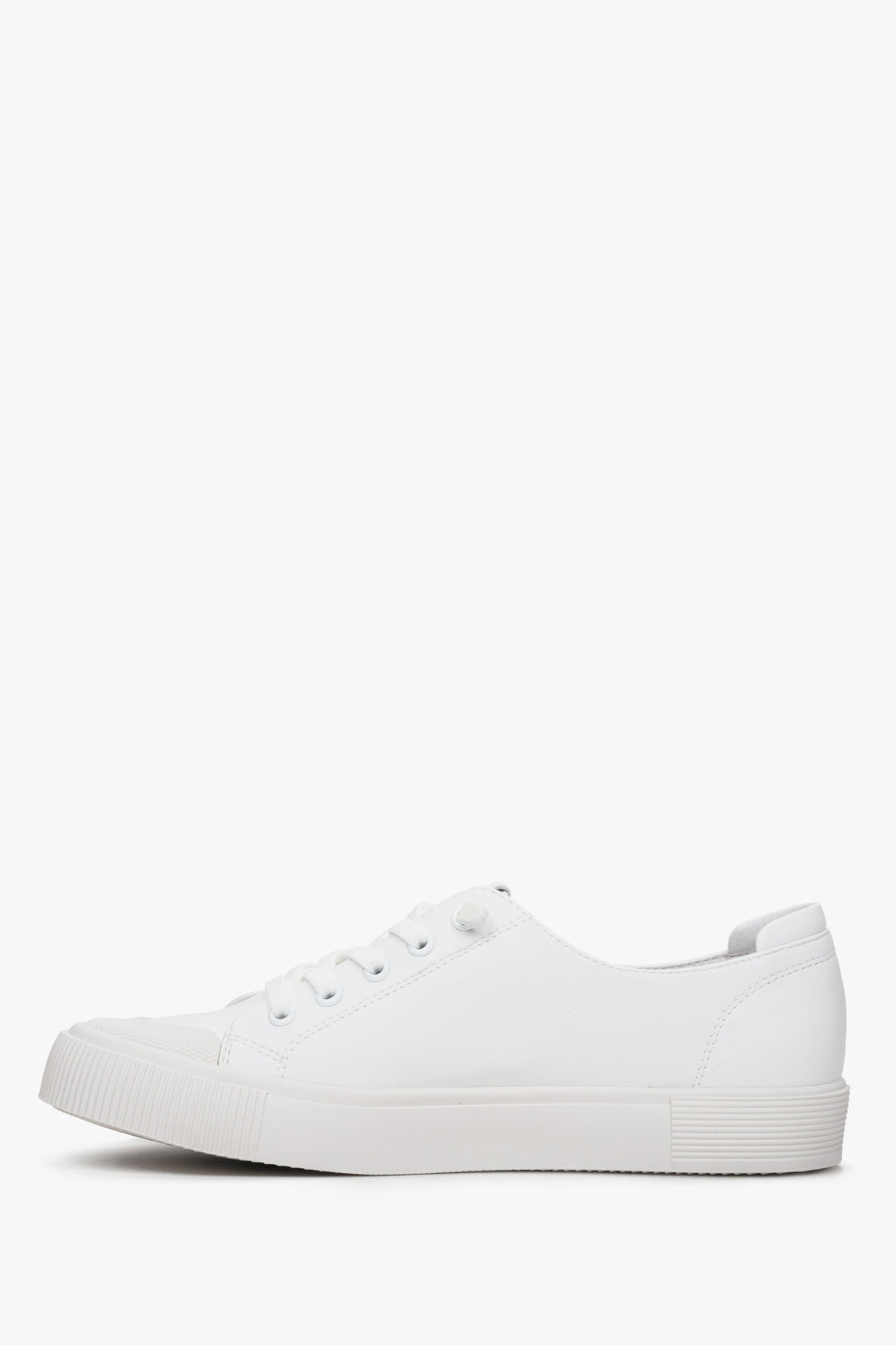 White leather lace-up women's sneakers by Estro - shoe profile.