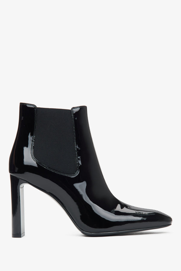 Women's Black Ankle Boots made of Patent Genuine Leather with a High Block Heel Estro ER00115904.