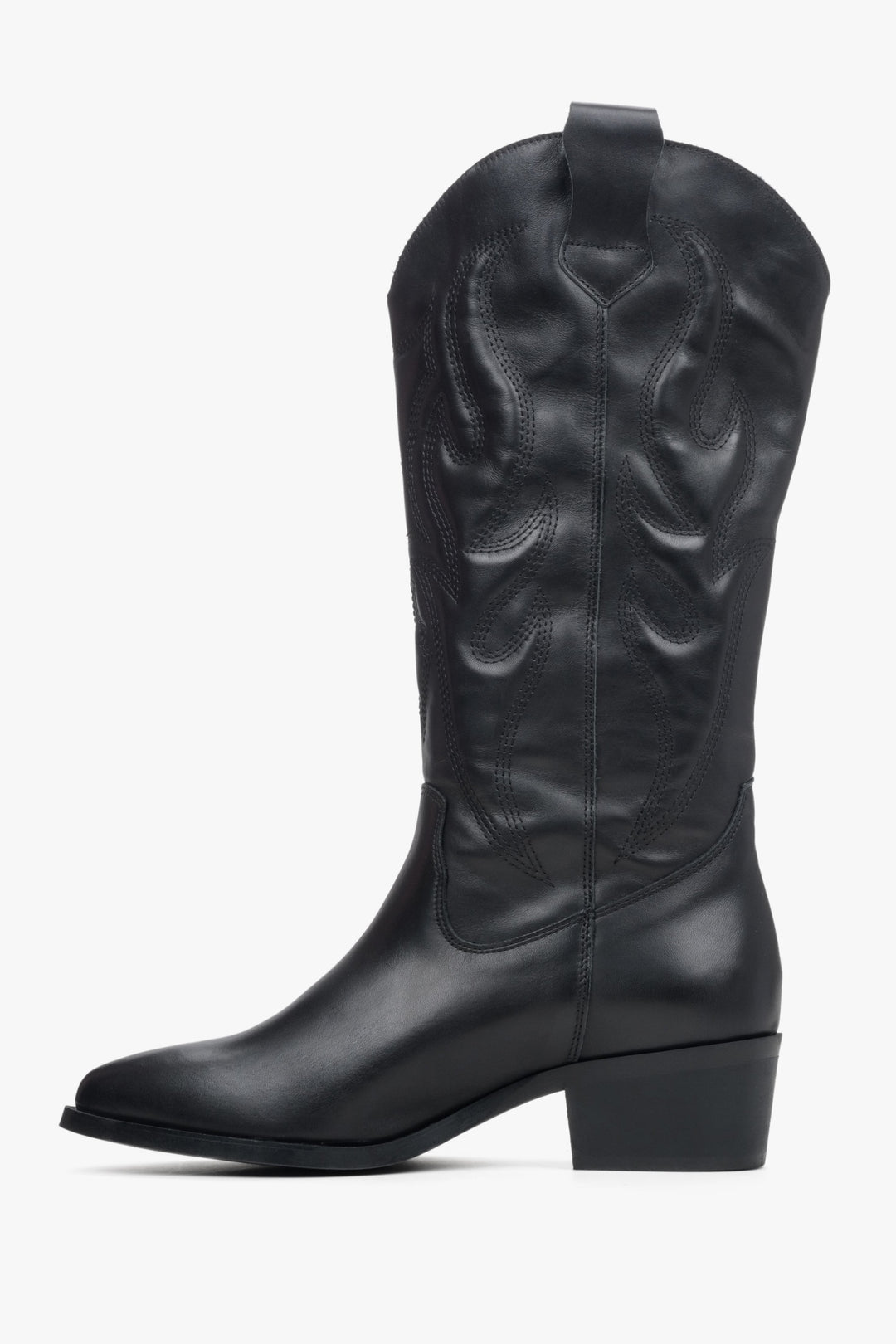 Estro women's black cowboy boots in genuine leather - boot profile.