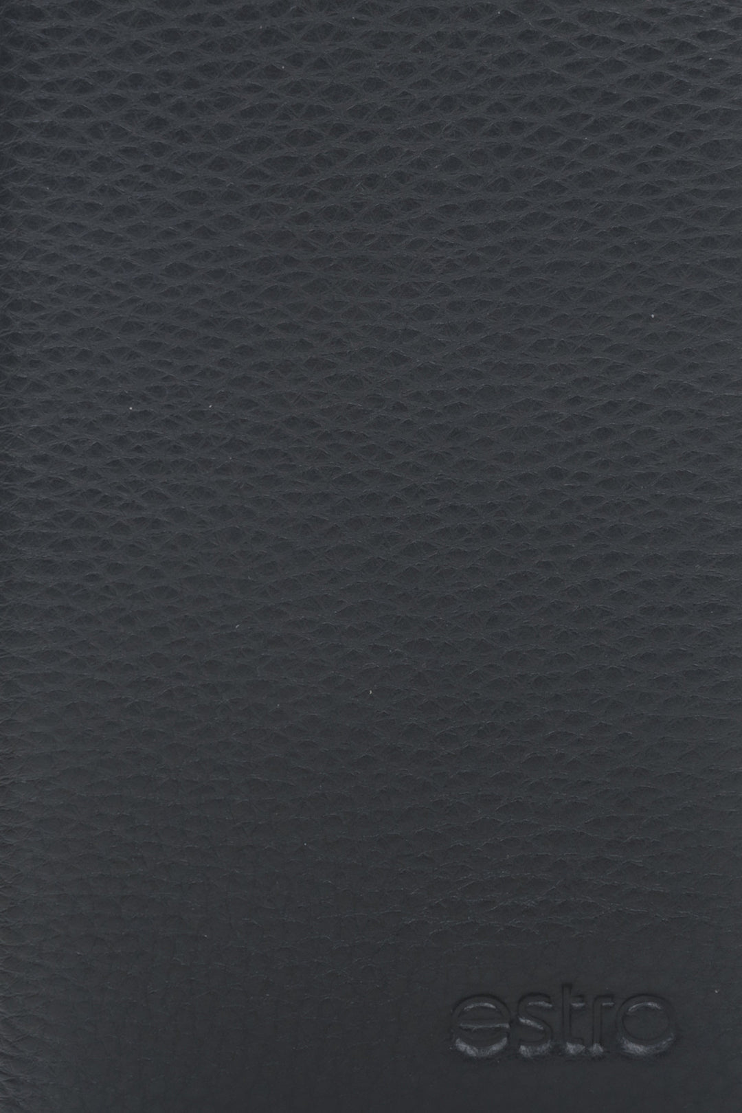 Estro men's black leather  wallet - close-up on details.