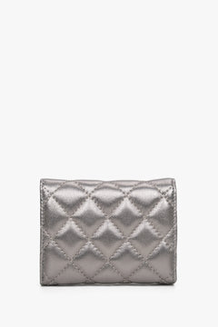 A handy women's silver wallet with Estro embossing - back side.