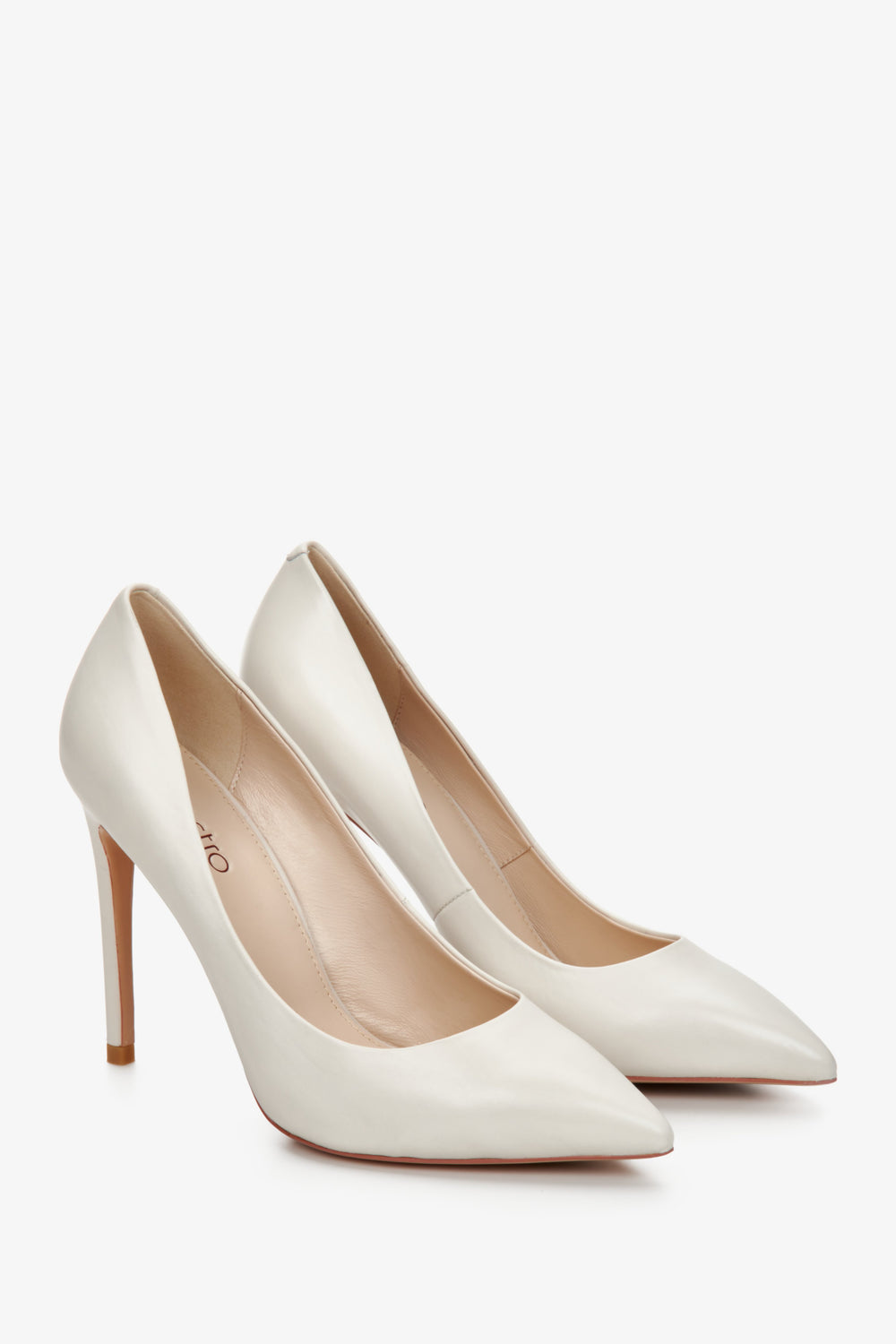 Women's white high-heeled stilettos made of genuine leather by Estro.